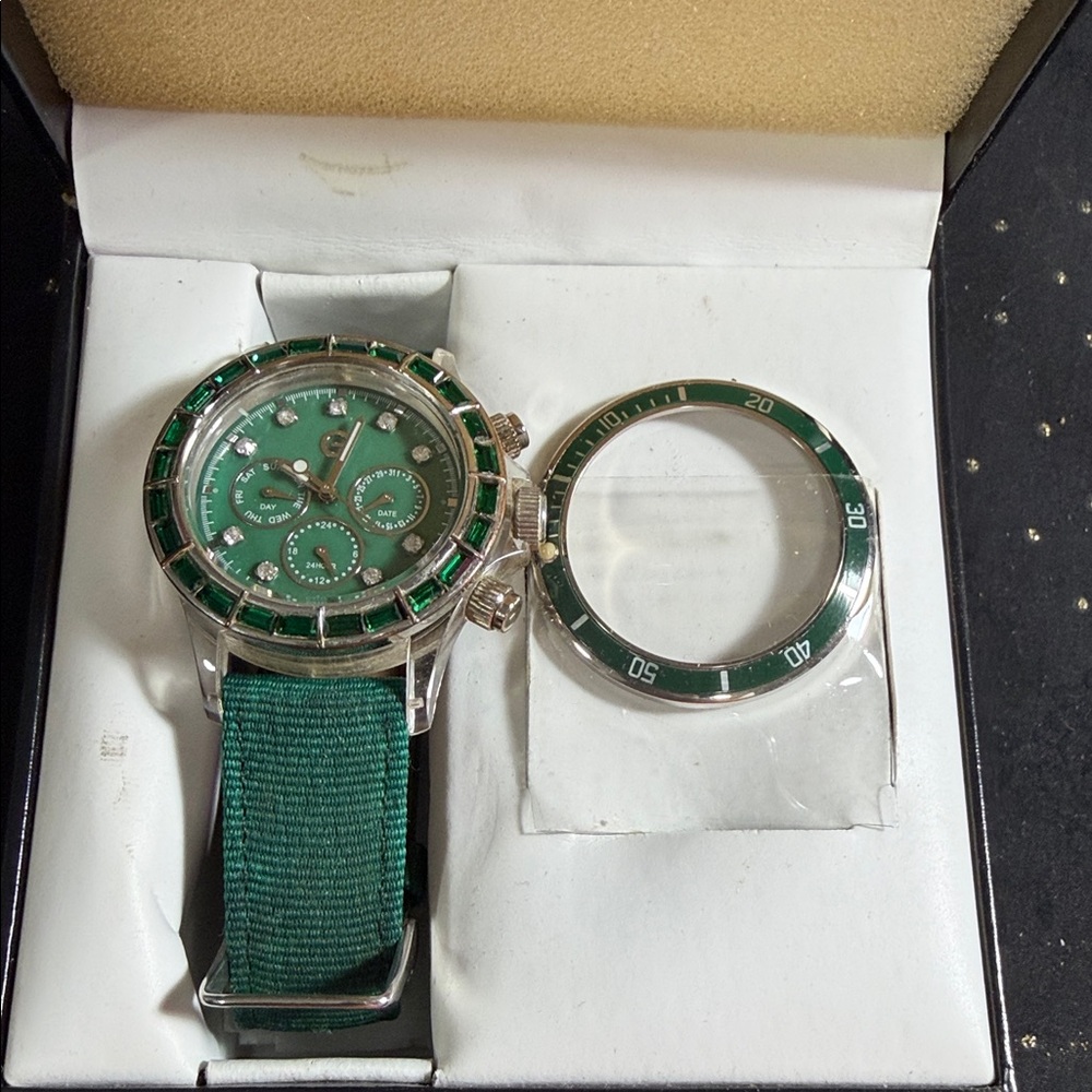Gossip Men's Watch with Green Dial and Strap